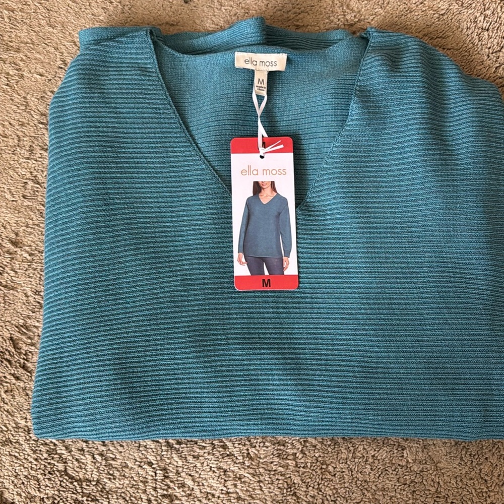 Ella Moss  V Neck Sweater